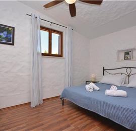 1 Bedroom Villa with Pool in Stari Grad, Hvar Island, sleeps 2-4